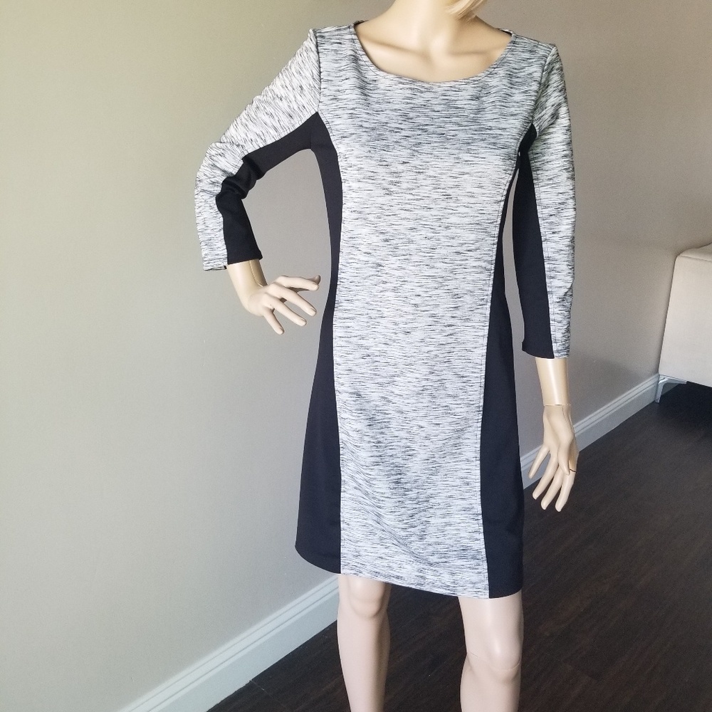 Old Navy Dress - Picture 1 of 6